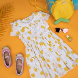 Girls Spring Season Clothes Shopping at Centrepoint